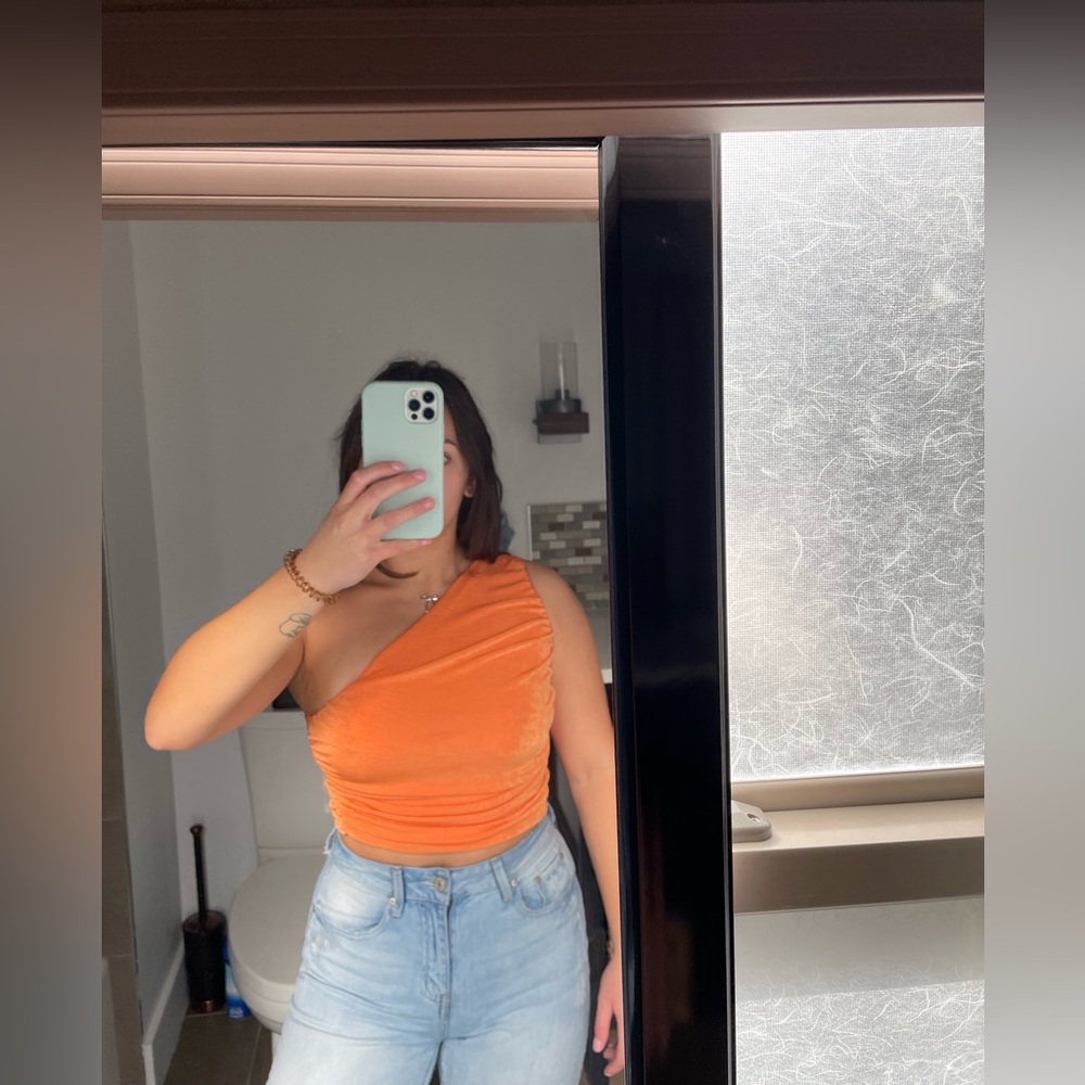 Viral one shoulder top!